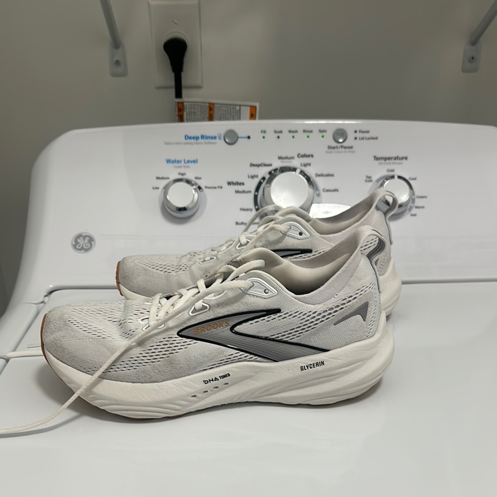 Brooks Glycerin 22